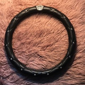 Steering wheel cover